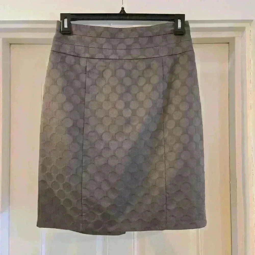 H&M High Waisted Straight Midi Skirt Taupe Womens Size 10